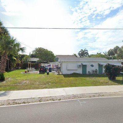 5501 Gulf Dr #A, Holmes Beach, FL 34217