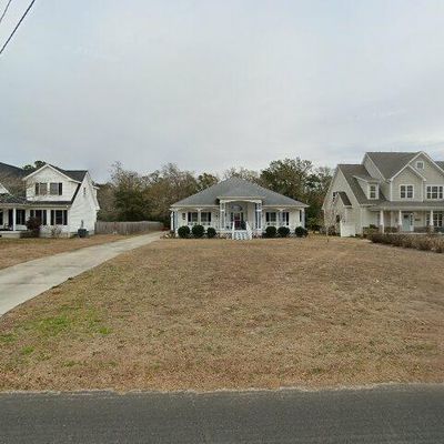 556 Pearson Cir, Newport, NC 28570