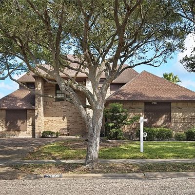 557 Poenisch Dr, Corpus Christi, TX 78412