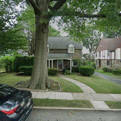 559 Broadview Rd, Upper Darby, PA 19082