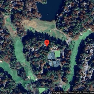 56 Racquet Club Villas Dr, Sapphire, NC 28774