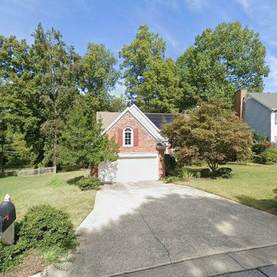 5614 Boxborough Ct, Greensboro, NC 27407