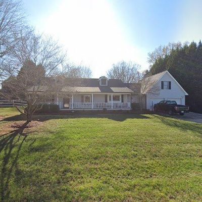 567 Canvasback Rd, Mooresville, NC 28117