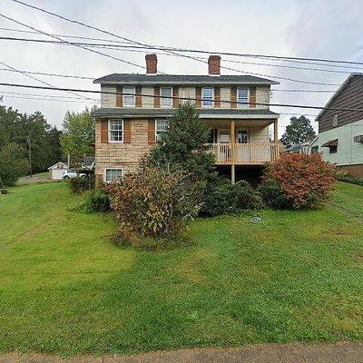 57 Franklin St, Cokeburg, PA 15324