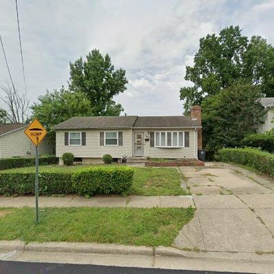 6710 Hastings Dr, Capitol Heights, MD 20743