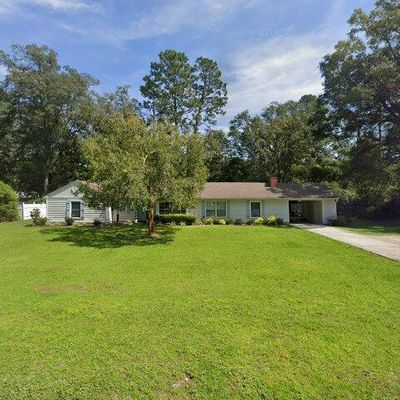 673 S Elm St, Jesup, GA 31546