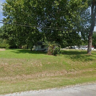 675 Old Denmark Rd, Jackson, TN 38301