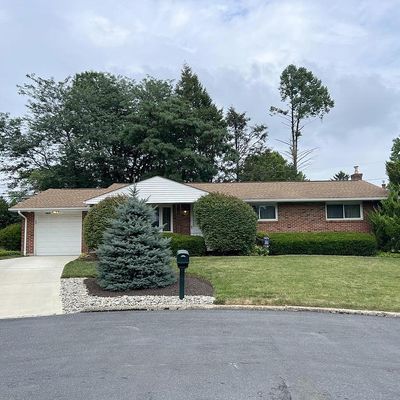 6869 Beech Cir, Macungie, PA 18062