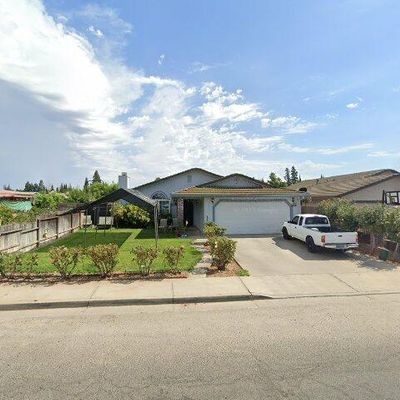 6903 Olive Ave, Winton, CA 95388