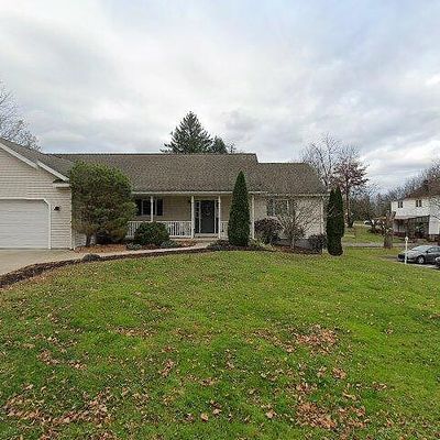 7 Country Club Dr, Bloomsburg, PA 17815