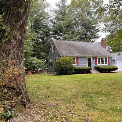 7 Davis Ave, Enfield, CT 06082