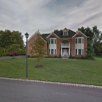 7 Nalesnik Dr, Fairfield, NJ 07004