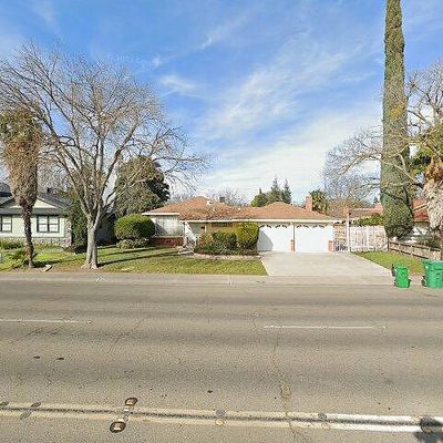 7 W Benjamin Holt Dr, Stockton, CA 95207