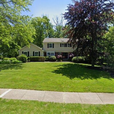 70 Hampton Rd, Chatham, NJ 07928