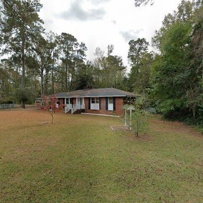 701 Bob White Ln, Whiteville, NC 28472