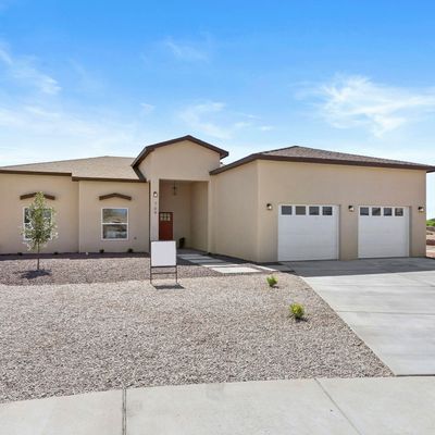 704 Basha Arc, Las Cruces, NM 88005