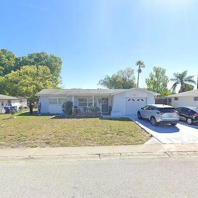 7042 Hollybay Rd, New Port Richey, FL 34653