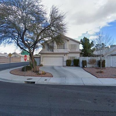 7040 Old Village Ave, Las Vegas, NV 89129