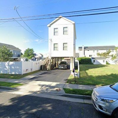 706 Edmunds Ave, Union Beach, NJ 07735