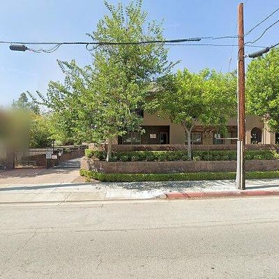 707 S Azusa Ave, Azusa, CA 91702