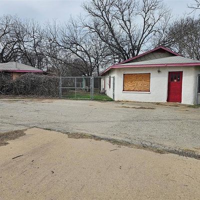 709 W Commerce St, Brownwood, TX 76801