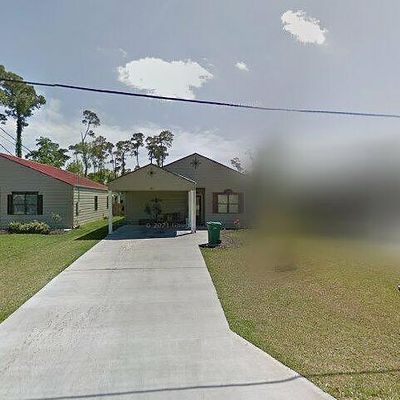 711 Cash St, Westlake, LA 70669