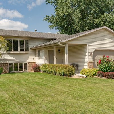 712 3 Rd Ave Nw, Byron, MN 55920