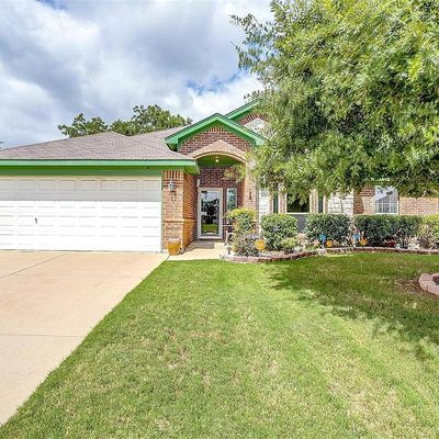 712 W Sheila Cir, Joshua, TX 76058