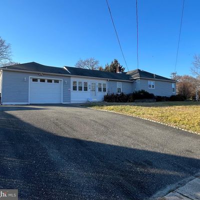 715 W Jersey Ave, Woodbury Heights, NJ 08097