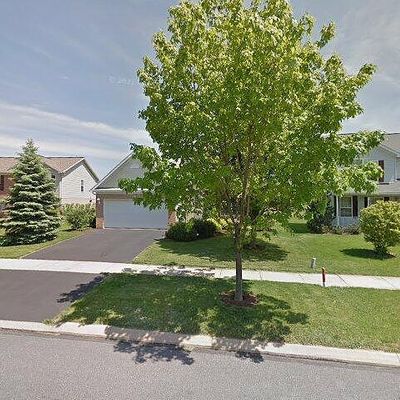 716 Tanager Dr, State College, PA 16803