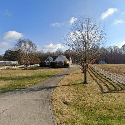 7208 Scottsville Rd, Lafayette, TN 37083