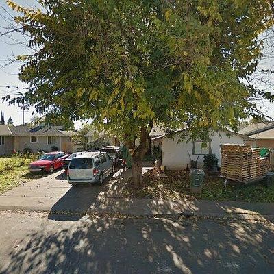 724 Winslow Dr, Yuba City, CA 95991