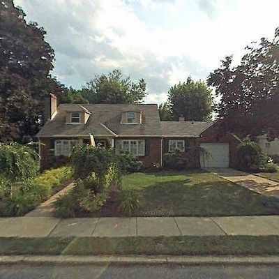 726 Emerson St, Philadelphia, PA 19111