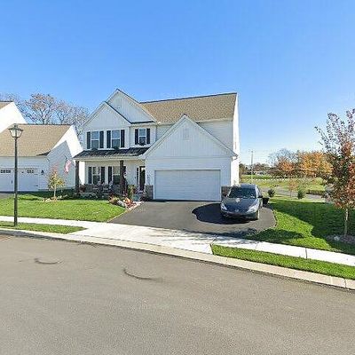 627 Fieldstone Dr, Annville, PA 17003