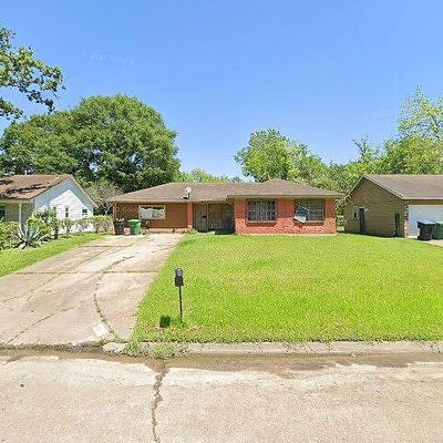 6311 Roughlock St, Houston, TX 77016