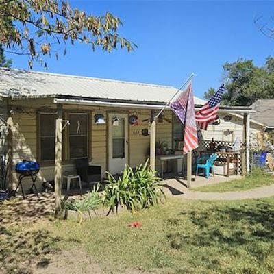 633 E Columbia Dr, Azle, TX 76020