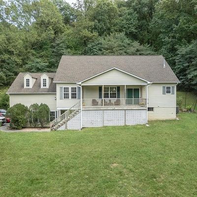 639 High Knob Rd, Front Royal, VA 22630