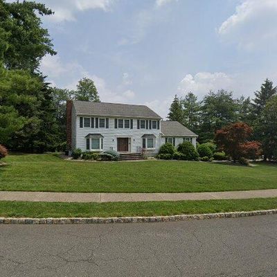 64 Forest Way, Morris Plains, NJ 07950