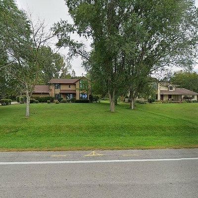 6401 W County Line Rd, Milwaukee, WI 53223