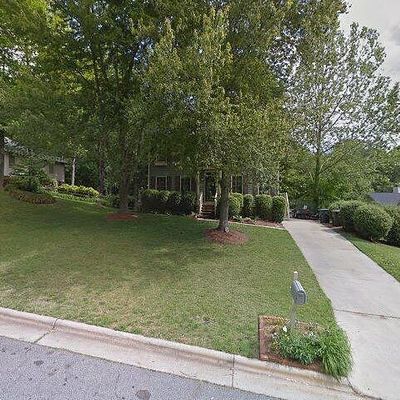 6408 Cardinal Wood Dr, Greensboro, NC 27410