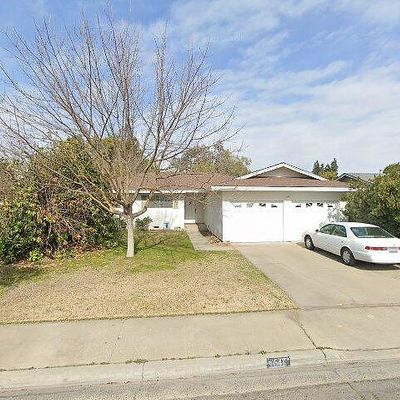 641 E Minnesota Ave, Turlock, CA 95382