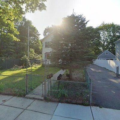 65 Clifford St, Hyde Park, MA 02136