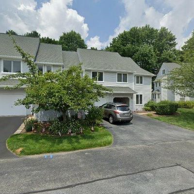 65 E Jonathan Ct, Kennett Square, PA 19348