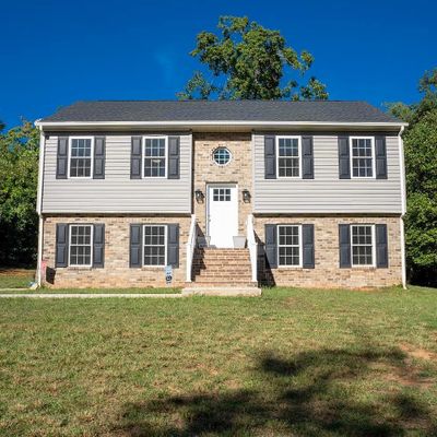 651 Possum Island Rd, Madison Heights, VA 24572