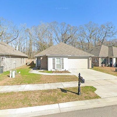 655 Pine Hollow Dr, Gonzales, LA 70737