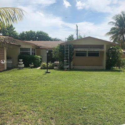 6600 Sw 7 Th St, Pembroke Pines, FL 33023