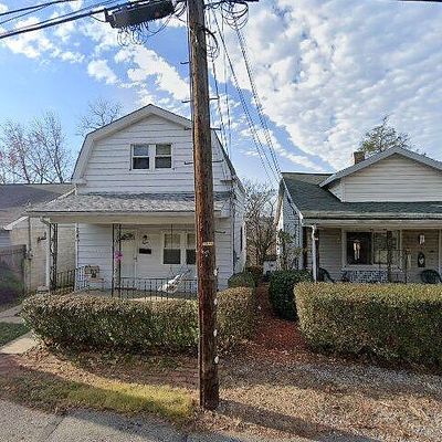 8 Charlton St, Pittsburgh, PA 15205