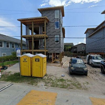 8 Columbia St E #A, Wrightsville Beach, NC 28480