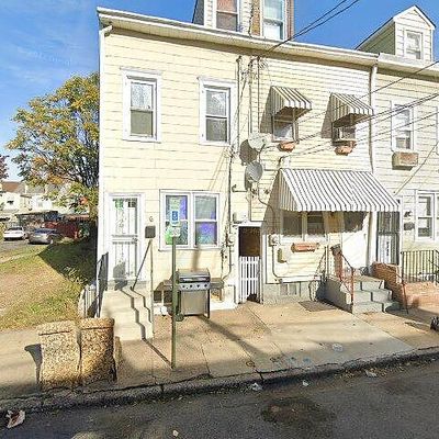 8 Elm St, Trenton, NJ 08611