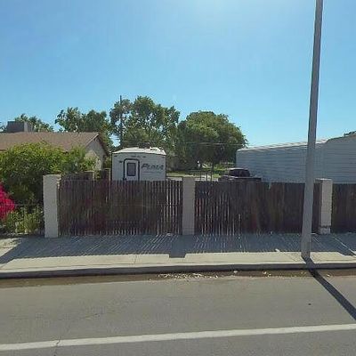 800 Lexington St, Delano, CA 93215